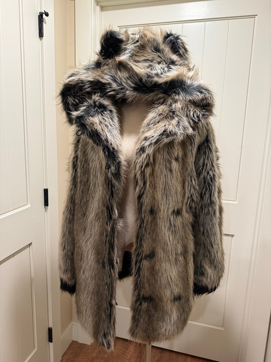 SpiritHoods Jackets & Blazers - Vintage SPIRITHOODS 2019 Grey Wolf Med Classic Vegan Fur Peacoat Double Breasted